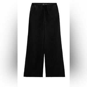 Zara Black, Crinkle Pants- Size Small